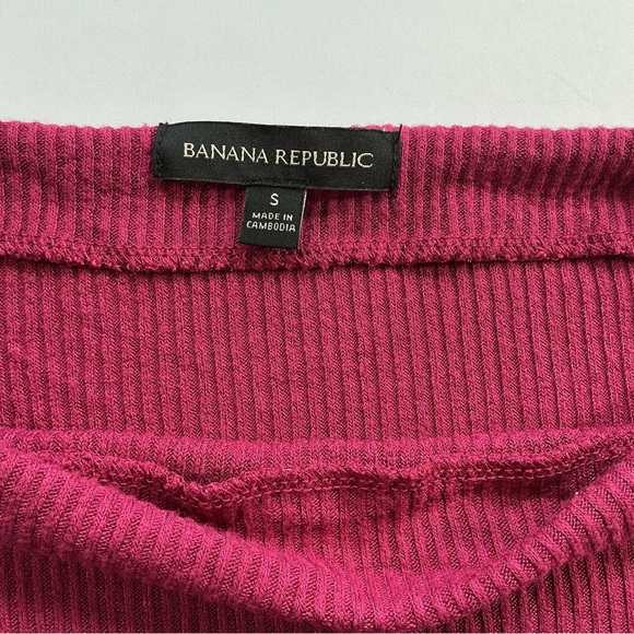 Banana Republic Fitted Ribbed Long Sleeve Top - Raspberry - Picture 2 of 5
